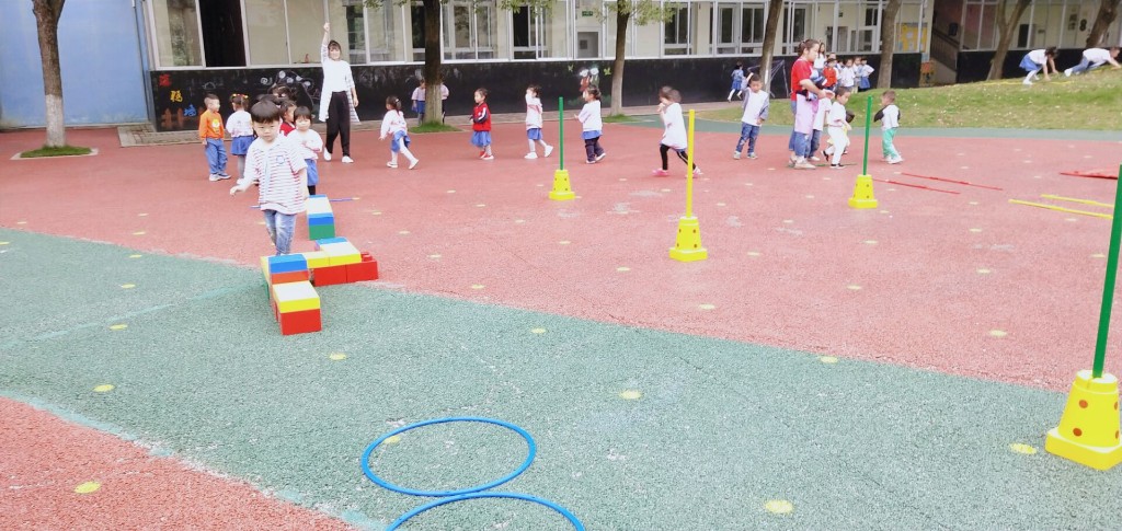 体能1走跑跳平衡感
