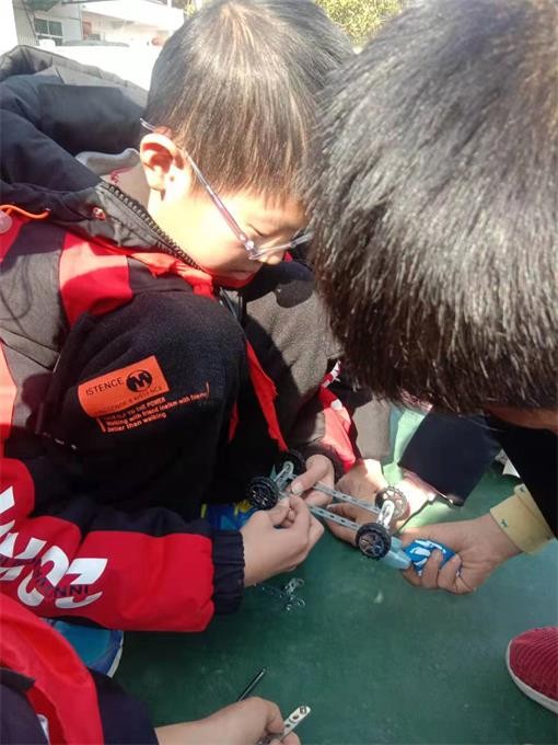 Z91MWIUY%3BT9JZS@{O3M8H