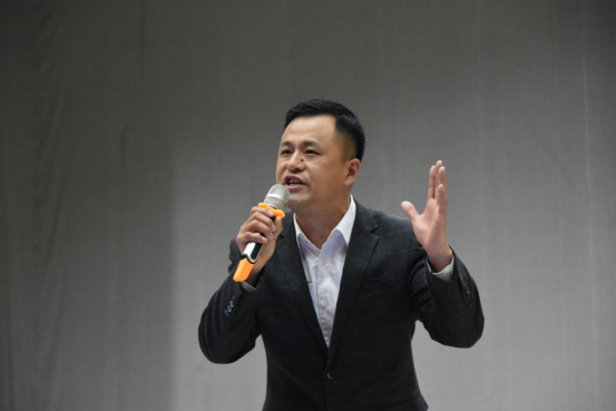 8.点燃激情 冲刺高考273